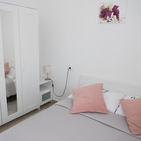 Apartments Solta Rogac ภายนอก รูปภาพ