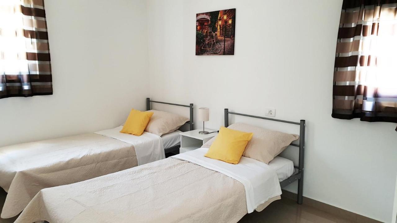 Apartments Solta Rogac ภายนอก รูปภาพ