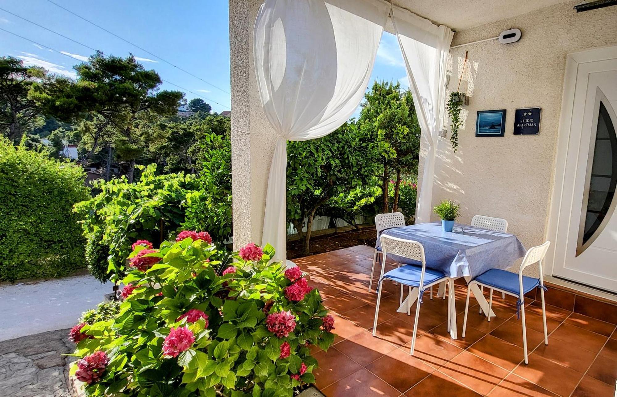 Apartments Solta Rogac ภายนอก รูปภาพ