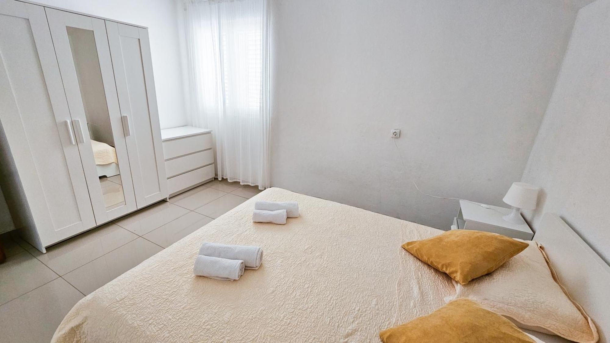 Apartments Solta Rogac ภายนอก รูปภาพ